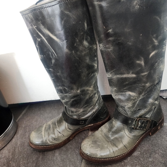 Frye Ombre Distressed Boots 6 - Picture 3 of 8